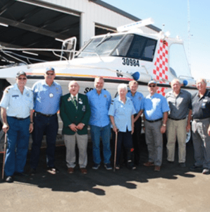 sea rescue team and lions